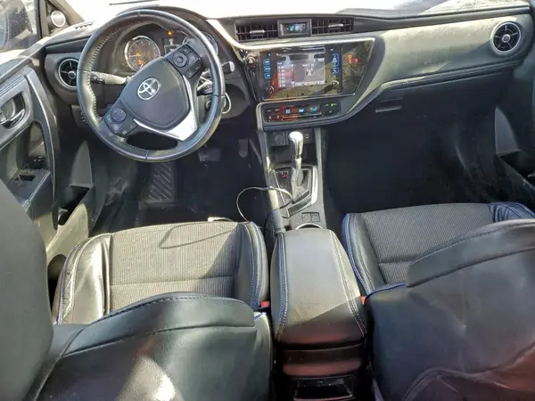 5YFBURHE9JP744334 2018 TOYOTA COROLLA - Image 8