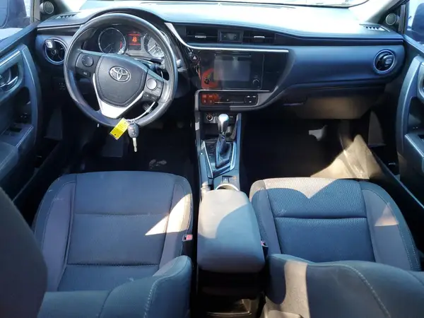 5YFBURHE9JP744351 2018 TOYOTA COROLLA - Image 8