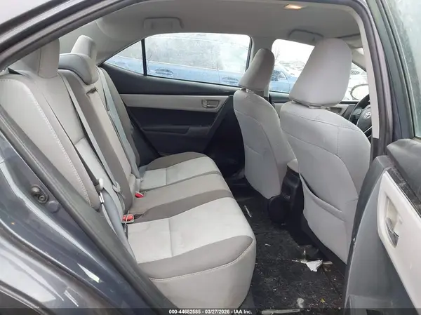 5YFBURHE9JP746732 2018 TOYOTA COROLLA - Image 8