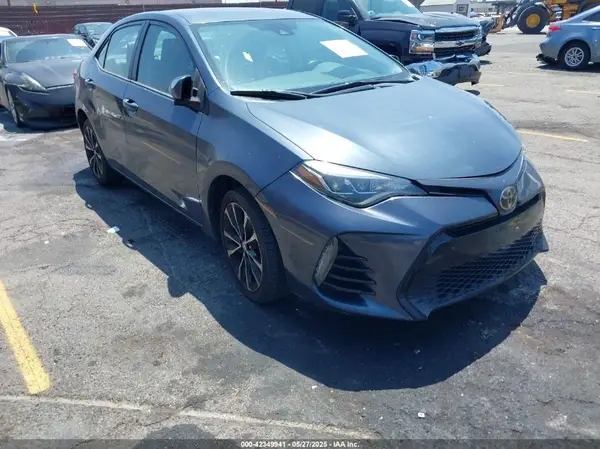 5YFBURHE9JP747346 2018 TOYOTA COROLLA - Image 1
