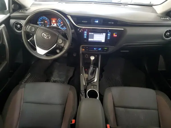 5YFBURHE9JP750036 2018 TOYOTA COROLLA - Image 8