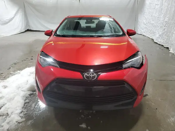 5YFBURHE9JP750778 2018 TOYOTA COROLLA - Image 2