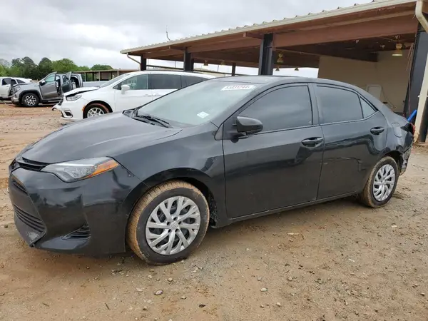 5YFBURHE9JP756385 2018 TOYOTA COROLLA - Image 1