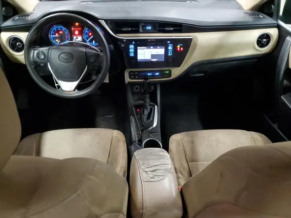 5YFBURHE9JP762624 2018 TOYOTA COROLLA - Image 8