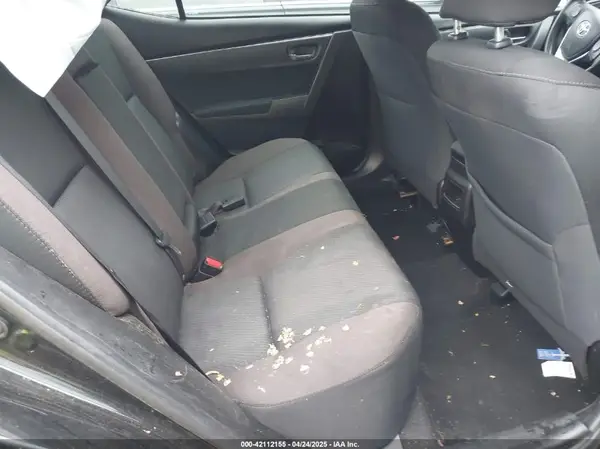 5YFBURHE9JP765393 2018 TOYOTA COROLLA - Image 8