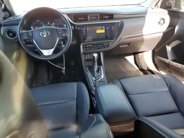 5YFBURHE9JP765930 2018 TOYOTA COROLLA - Image 8