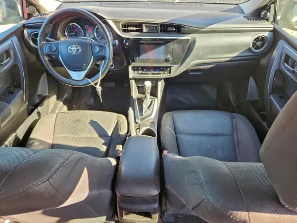 5YFBURHE9JP766611 2018 TOYOTA COROLLA - Image 8