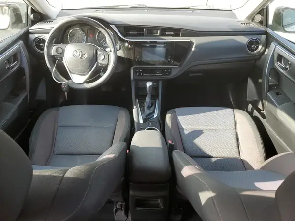 5YFBURHE9JP766687 2018 TOYOTA COROLLA - Image 8