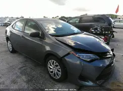 5YFBURHE9JP770125 2018 TOYOTA COROLLA