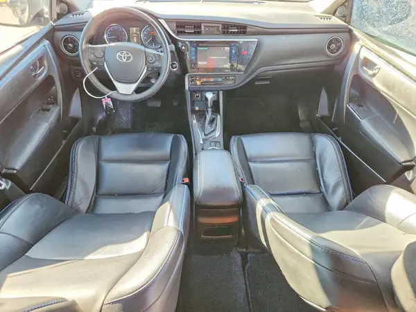 5YFBURHE9JP770867 2018 TOYOTA COROLLA - Image 8