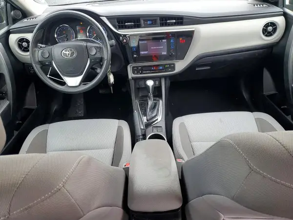 5YFBURHE9JP771016 2018 TOYOTA COROLLA - Image 8