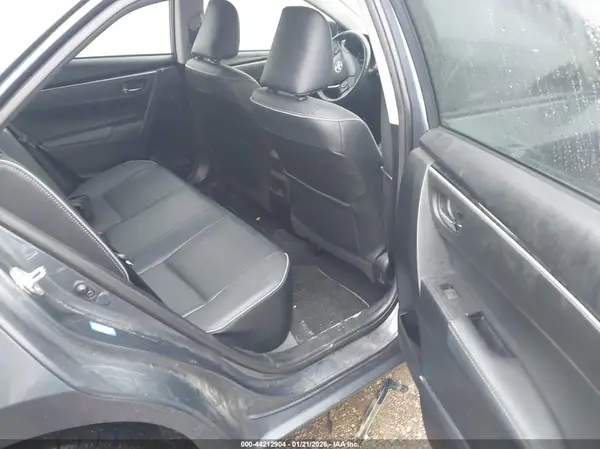 5YFBURHE9JP774160 2018 TOYOTA COROLLA - Image 8