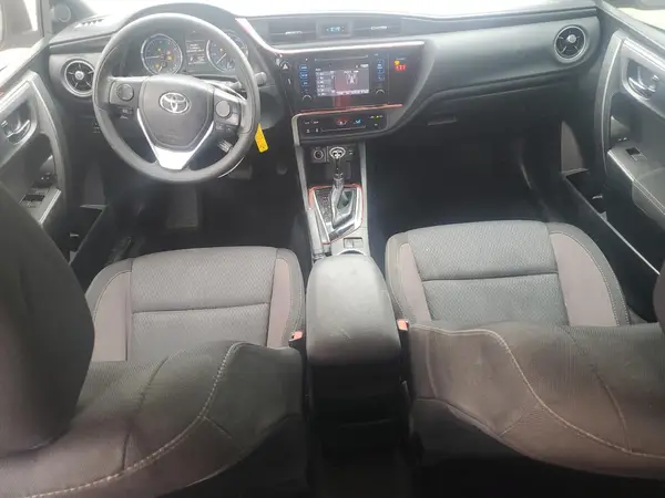 5YFBURHE9JP776796 2018 TOYOTA COROLLA - Image 8
