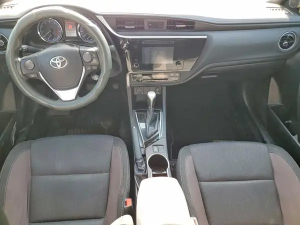5YFBURHE9JP778998 2018 TOYOTA COROLLA - Image 8