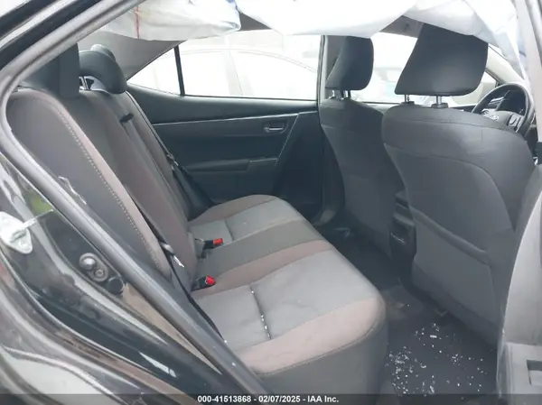 5YFBURHE9JP784168 2018 TOYOTA COROLLA - Image 8