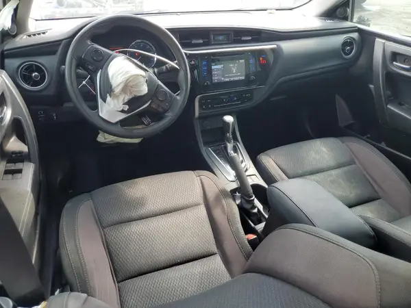5YFBURHE9JP785854 2018 TOYOTA COROLLA - Image 8