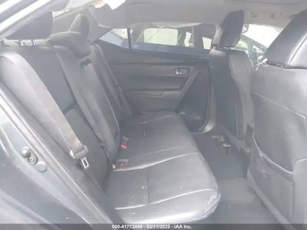 5YFBURHE9JP789130 2018 TOYOTA COROLLA - Image 8