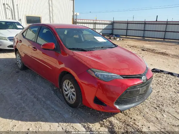 5YFBURHE9JP790181 2018 TOYOTA COROLLA - Image 1