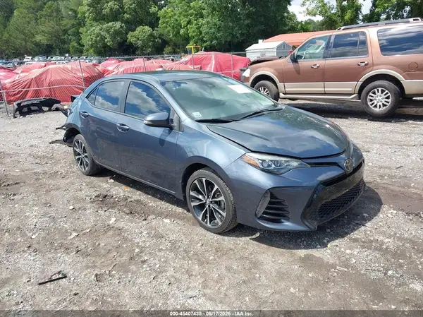 5YFBURHE9JP791816 2018 TOYOTA COROLLA - Image 1