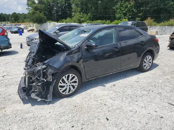 5YFBURHE9JP792500 2018 TOYOTA COROLLA - Image 1