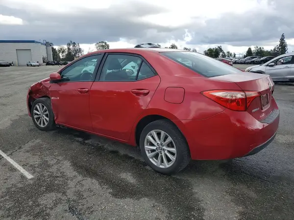 5YFBURHE9JP795395 2018 TOYOTA COROLLA - Image 2