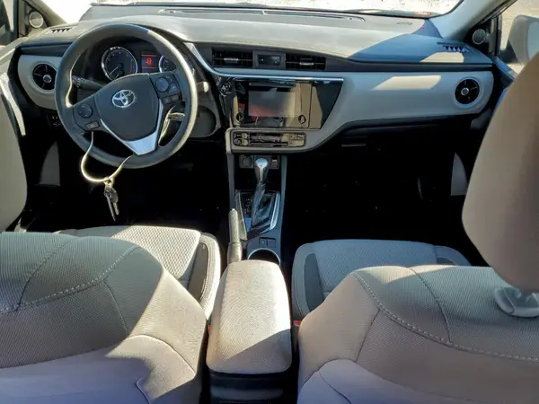 5YFBURHE9JP796580 2018 TOYOTA COROLLA - Image 8