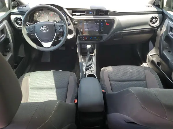 5YFBURHE9JP800840 2018 TOYOTA COROLLA - Image 8