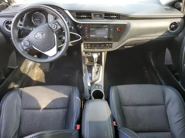 5YFBURHE9JP802328 2018 TOYOTA COROLLA - Image 8