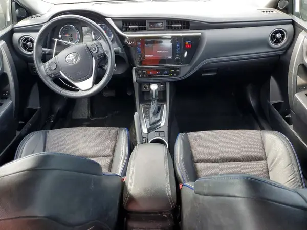 5YFBURHE9JP803897 2018 TOYOTA COROLLA - Image 8