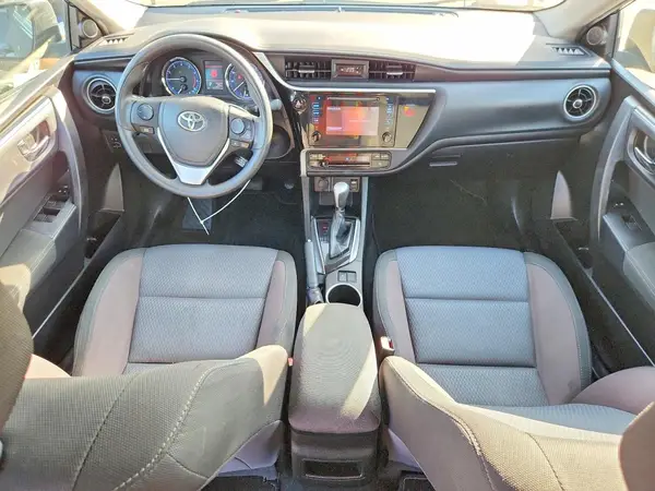 5YFBURHE9JP807514 2018 TOYOTA COROLLA - Image 8