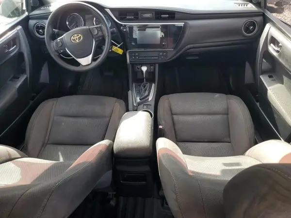 5YFBURHE9JP809764 2018 TOYOTA COROLLA - Image 8