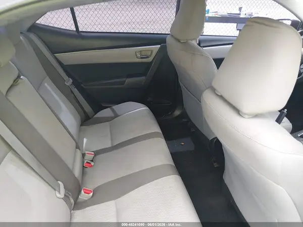 5YFBURHE9JP810431 2018 TOYOTA COROLLA - Image 8