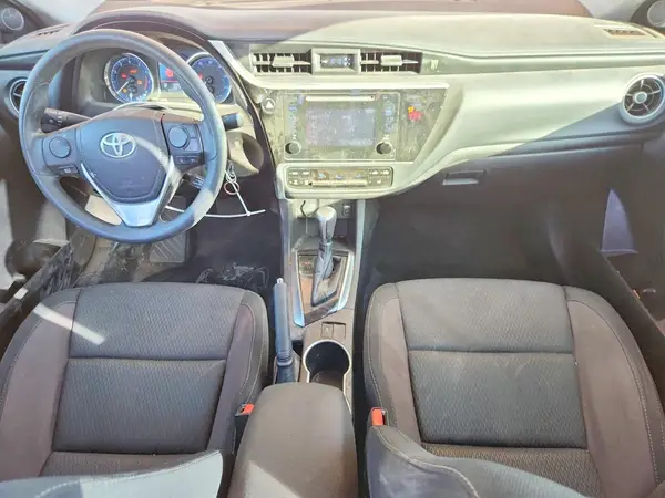 5YFBURHE9JP812602 2018 TOYOTA COROLLA - Image 8