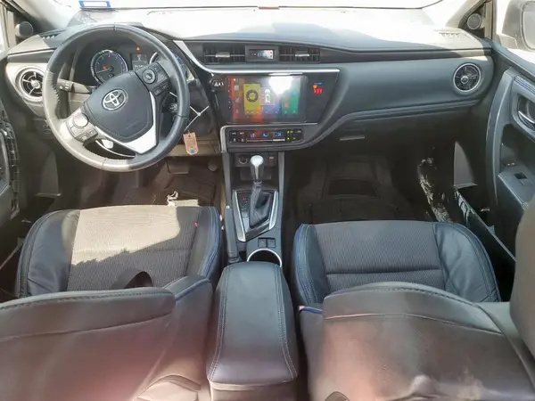 5YFBURHE9JP816553 2018 TOYOTA COROLLA - Image 8