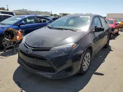 5YFBURHE9JP819596 2018 TOYOTA COROLLA