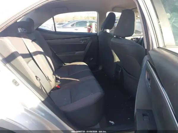 5YFBURHE9JP820408 2018 TOYOTA COROLLA - Image 8