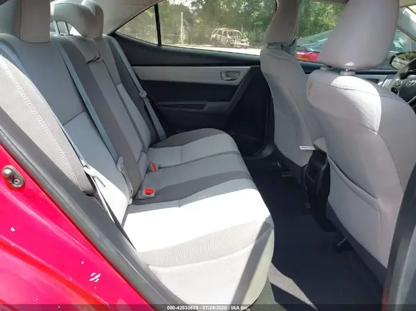 5YFBURHE9JP822742 2018 TOYOTA COROLLA - Image 8