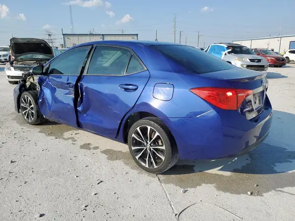 5YFBURHE9JP824846 2018 TOYOTA COROLLA - Image 2