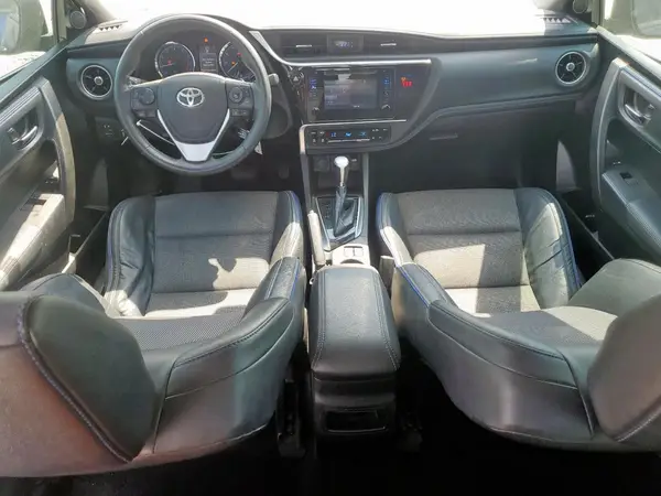 5YFBURHE9JP824846 2018 TOYOTA COROLLA - Image 8