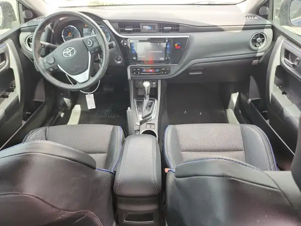 5YFBURHE9JP826399 2018 TOYOTA COROLLA - Image 8