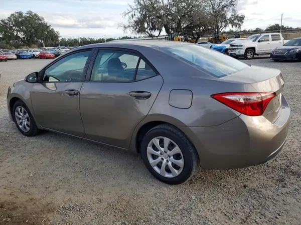 5YFBURHE9JP830355 2018 TOYOTA COROLLA - Image 2