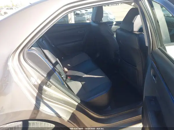 5YFBURHE9JP830825 2018 TOYOTA COROLLA - Image 8