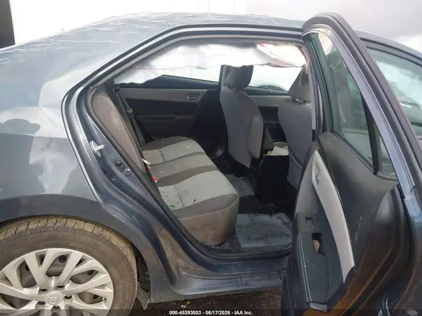 5YFBURHE9JP830985 2018 TOYOTA COROLLA - Image 8