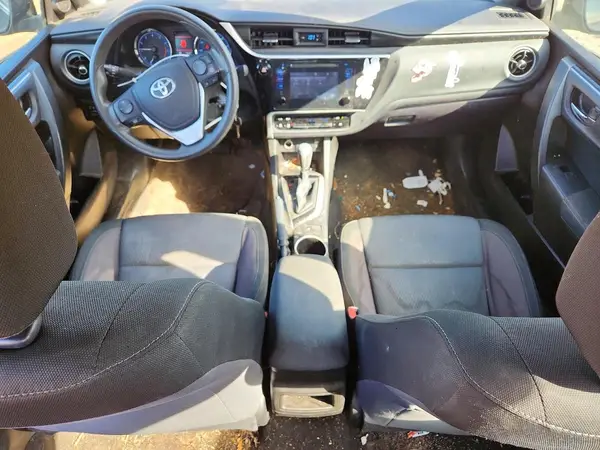 5YFBURHE9JP834440 2018 TOYOTA COROLLA - Image 8