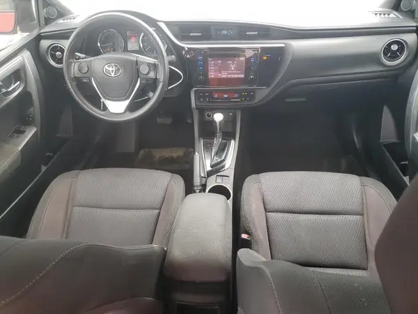 5YFBURHE9JP834776 2018 TOYOTA COROLLA - Image 8