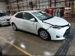 5YFBURHE9JP836978 2018 TOYOTA COROLLA