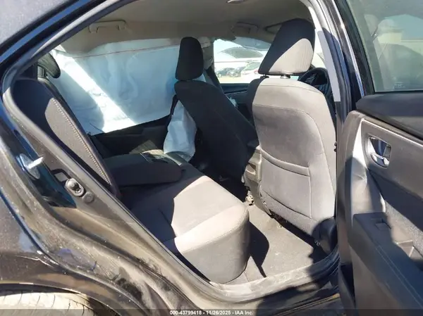 5YFBURHE9JP842053 2018 TOYOTA COROLLA - Image 8