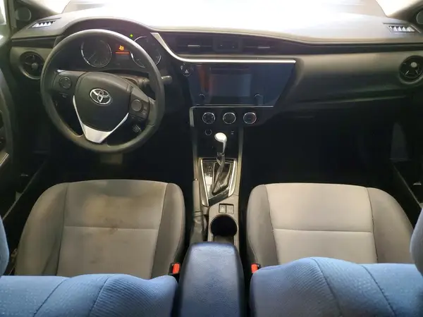5YFBURHE9JP842828 2018 TOYOTA COROLLA - Image 8