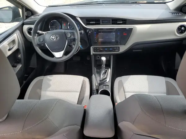 5YFBURHE9JP844370 2018 TOYOTA COROLLA - Image 8