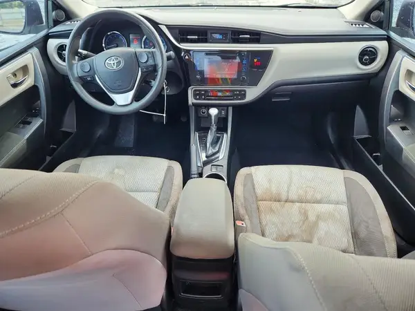 5YFBURHE9JP845499 2018 TOYOTA COROLLA - Image 8